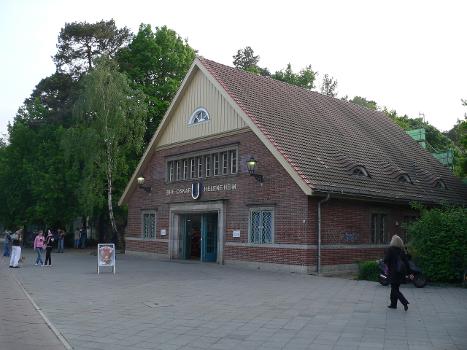 Oskar-Helene-Heim Station