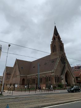 Église Saint-Yves des Quatre-Routes de la Courneuve