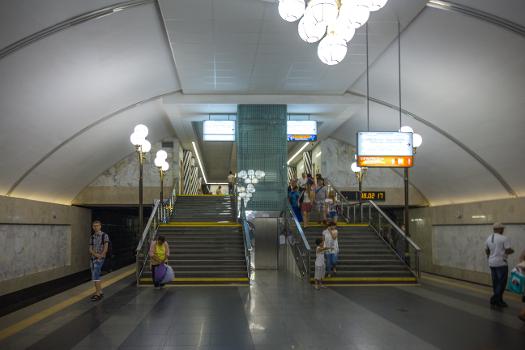 Metrobahnhof Vystavkovy Tsentr