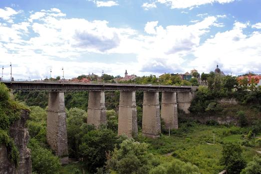 Nowoplanivsky-Brücke