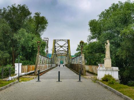 Vieux pont en fer de Halytch