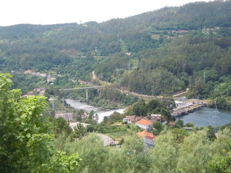 Miñotalbrücke Frieira