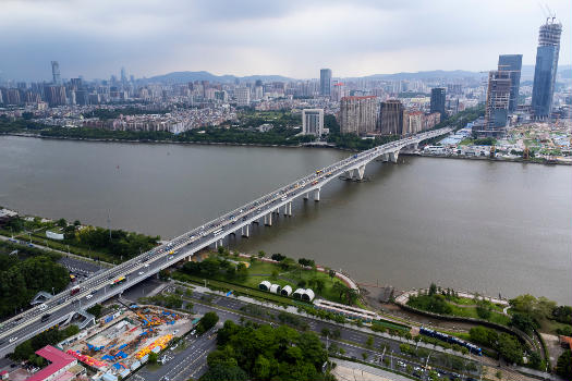 Pazhou Bridge