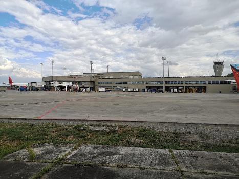 Aeropuerto Internacional Alfonso Bonilla Aragón