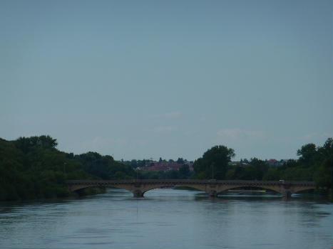 Landau Bridge