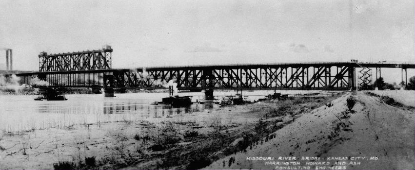 Photocopy of photograph (from files of Harrington & Cortelyou, Inc., Kansas City) Photo taken shortly after completion of bridge VIEW OF RIVER SPAN LOOKING WESTERLY - Armour, Swift, Burlington Bridge, Kansas City, Jackson County, MO