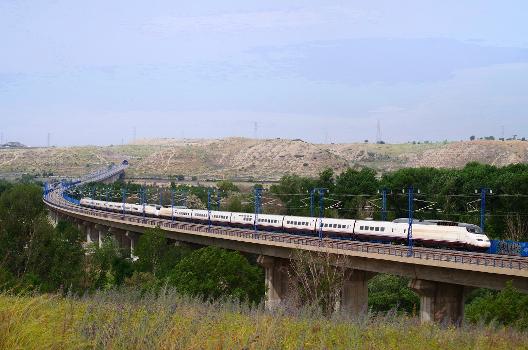 Hochgeschwindigkeitsstrecke Madrid-Zaragoza-Barcelona-französische Grenze