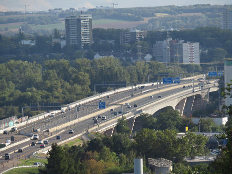 Wiesbaden-Schierstein Bridge