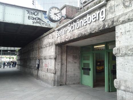 Berlin Schöneberg Station : Entrance to the station from the Dominicusstraße.