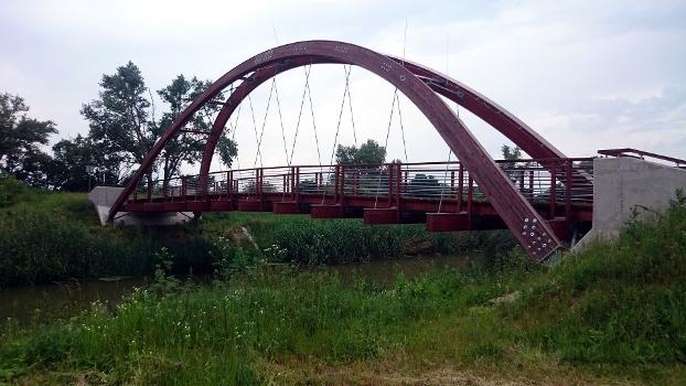 Die "Baron Gustav Berg Brücke" über den Einser-Kanal in Ungarn, unweit der Landesgrenze zu Wallern, Burgenland