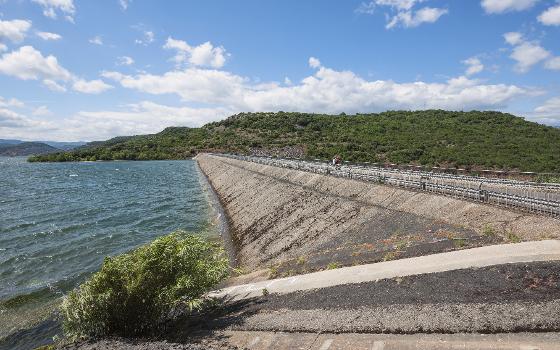 Barrage du Salagou (Salagou Dam). Clermont-l'Hérault, Hérault, France