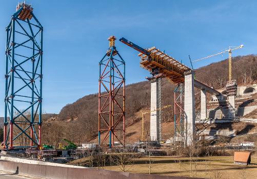 Filstalbrücke:Bauzustand Februar 2019, Blick vom Tal Richtung Boßlertunnel