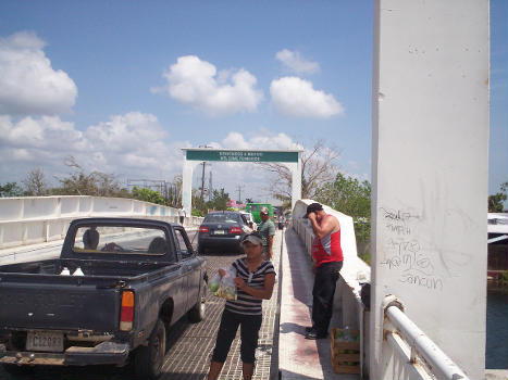 Puente Fronterizo México