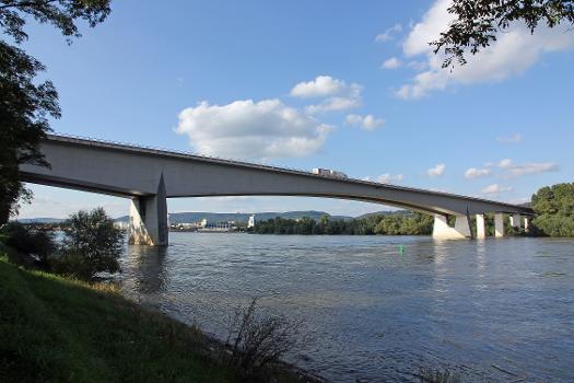 Bendorf bridge nearby