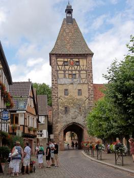 Alsace, Haut-Rhin, Bergheim, Enceinte médiévale (XIVe): Porte Haute