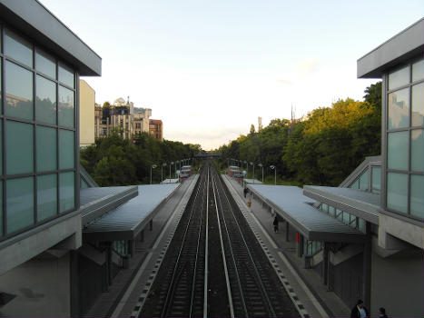 Berlin Julius-Leber-Brücke Station