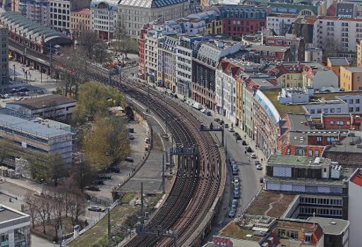 Ausblick auf Berlin (Mitte, Prenzlauer Berg) vom Aussichtspunkt Hotel Park Inn, Alexanderplatz