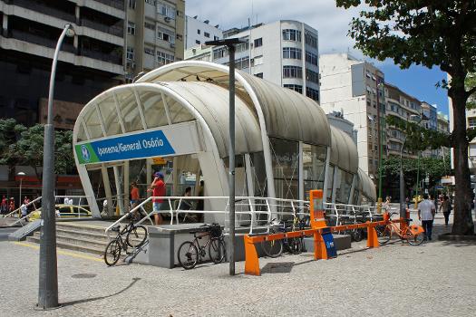 Bike Rio docking station at Ipanema/General Osorio Metro station, Rio de Janeiro