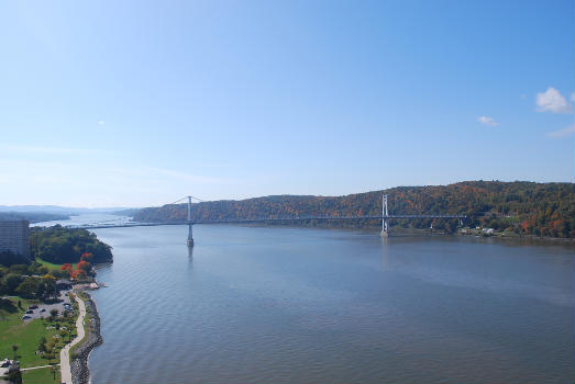Bird's-eye view of the Hudson River, New York, USA, from the Walkway Over the Hudson, a footbridge that spans the river.