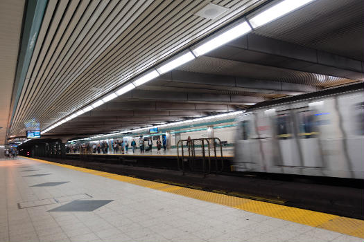 Inbound Train, Bloor Subway Station in Toronto