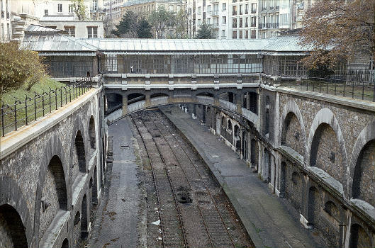 Bahnhof Boulainvilliers