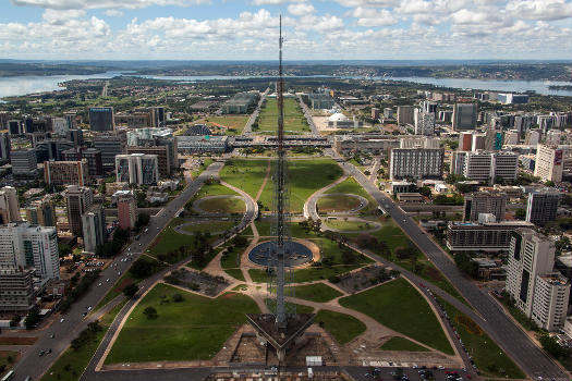 Tour de télévision de Brasilia