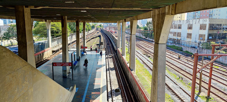 Bresser-Mooca metro station, metro line 3 (Red), São Paulo