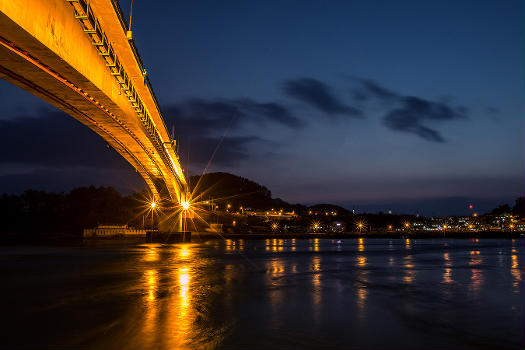 Neukdo Bridge