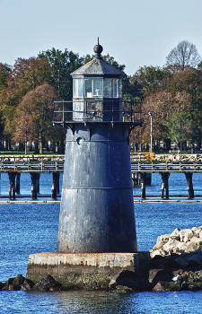 Tongue Point Light