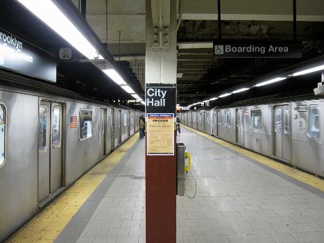 Brooklyn Bridge – City Hall Subway Station (Lexington Avenue Line)