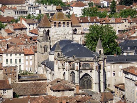 Cahors (Lot, France). Cathédrale Saint-Étienne, vue depuis le mont Saint-Cyr