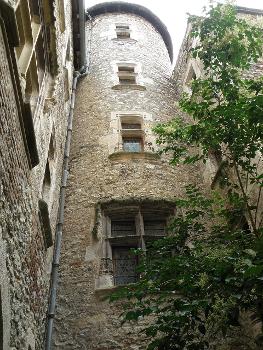 Cahors (Lot, France), hôtel de Roaldès, ou maison Henri IV, datant de fin XVe. Tourelle à escalier