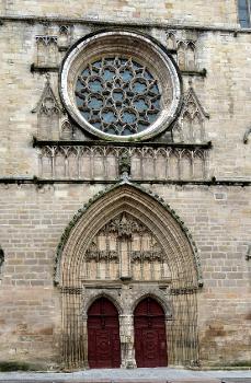 Cahors (Lot). Cathédrale Saint-Étienne - Westfassade: Gothisches Portal und Fensterrose ( 13.Jhdt.)