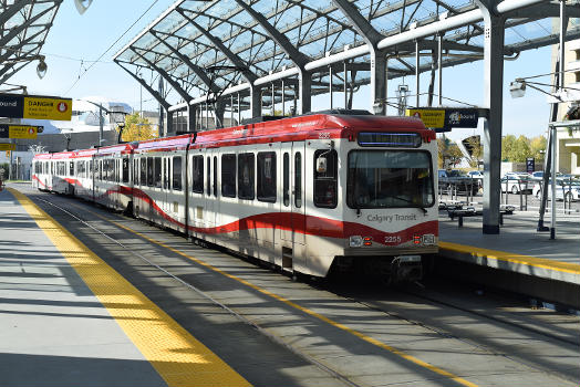 Downtown West–Kerby CTrain Station