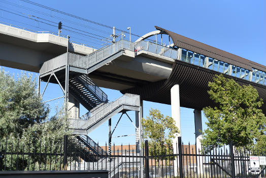 Sunalta CTrain Station