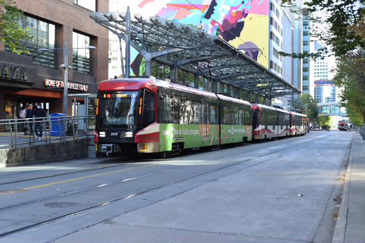 7 Street SW CTrain Station