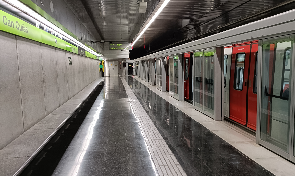 Platform at Can Cuiàs, a station of Line 11 of the Barcelona Metro