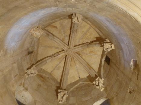Castel del Monte: Architektonisches Detail an der Decke