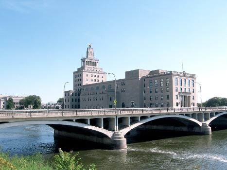 View from the south bank looking north at Mays Island where Cedar Rapids City Hall and Linn County Courthouse are located