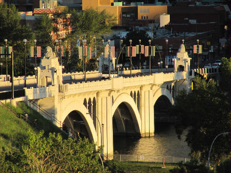 Centre Street Bridge