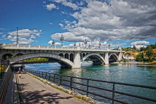 Centre Street Bridge