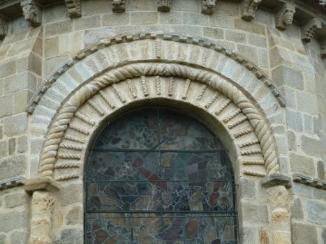 Chambon-sur-Voueize. abbey church. Main apse window.