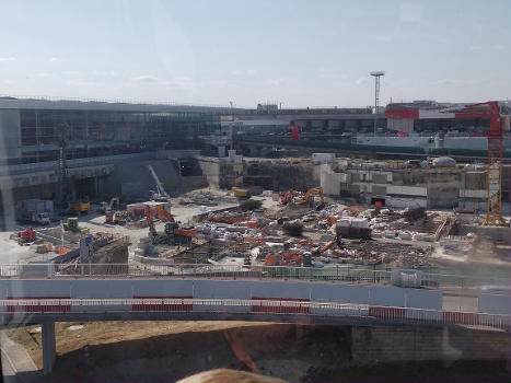 Aéroport d'Orly Metro Station