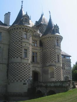 Château des Réaux nearby Bourgeuil