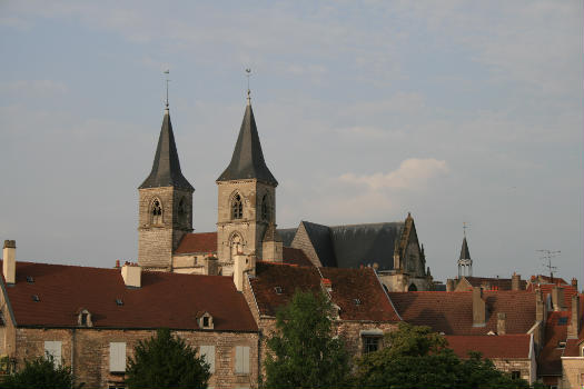 La basilique Saint Jean Baptiste à Chaumont (Haute-Marne).