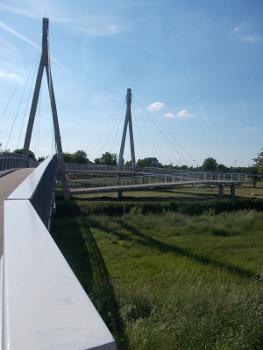 Pedestrian-bike bridge over the Zagyva River and the Bér Stream. - Hatvan, Heves County, Hungary