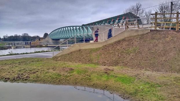 The Abbey–Chesterton cycle and footbridge on the Chisholm Trail in Cambridge, UK