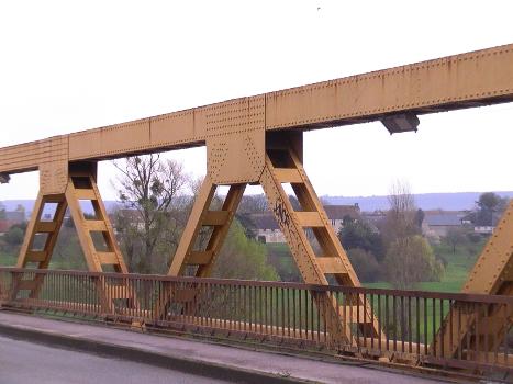 Seinebrücke Courcelles-sur-Seine