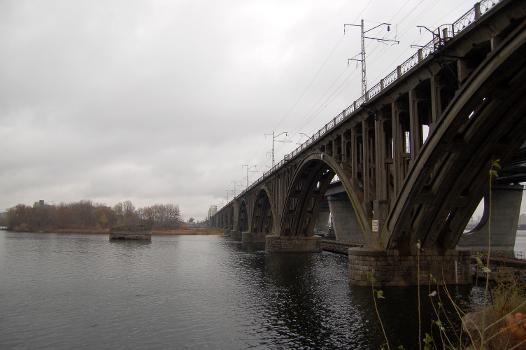 Vieux pont Darnitski