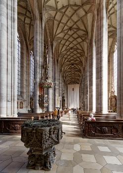 Interior of Münster St. Georg, Dinkelsbühl